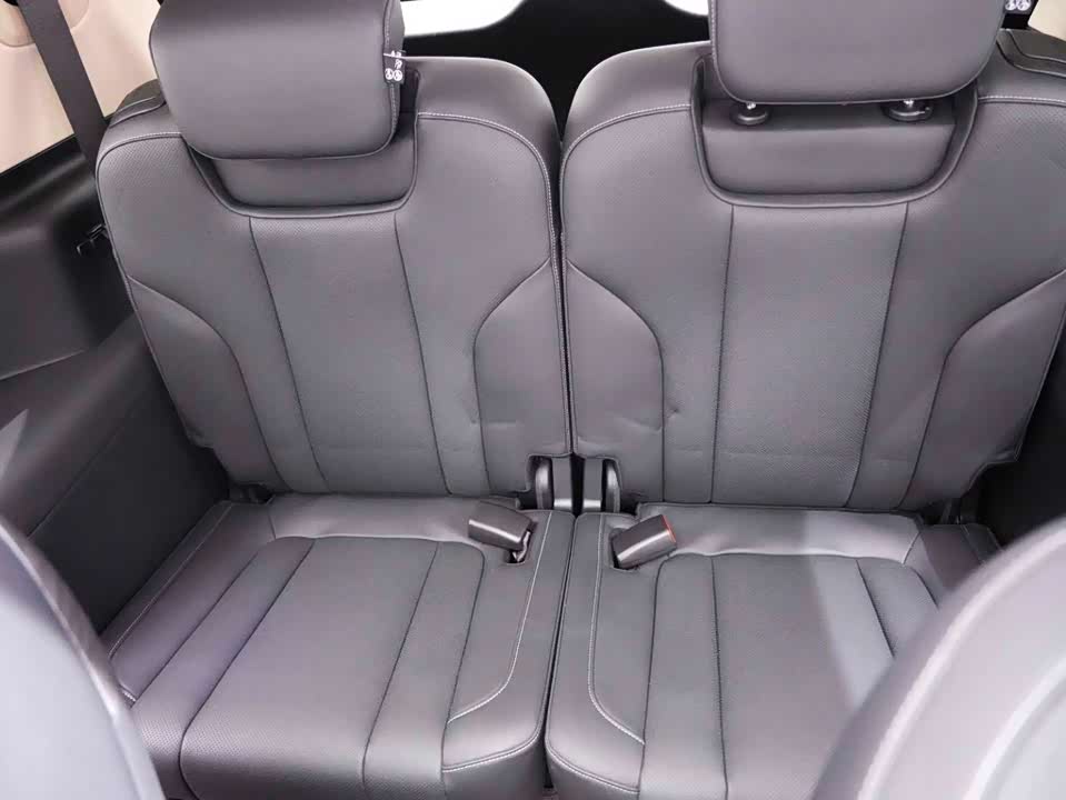 AITO Ask the world M7