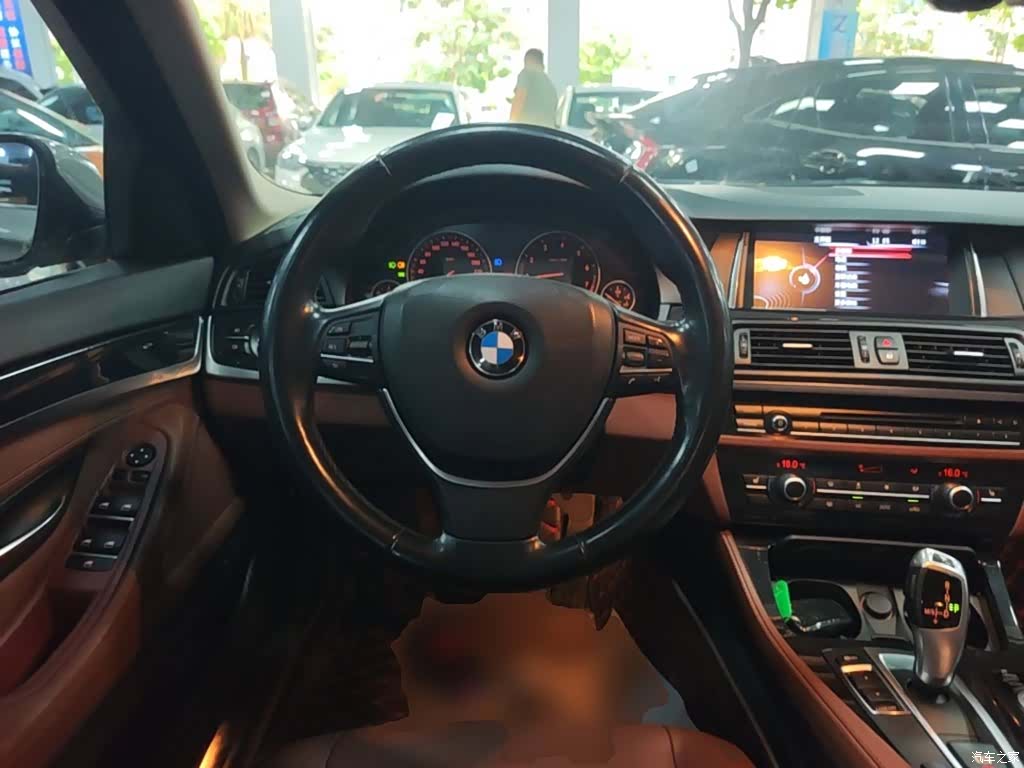 BMW 5 Series, 2016 11