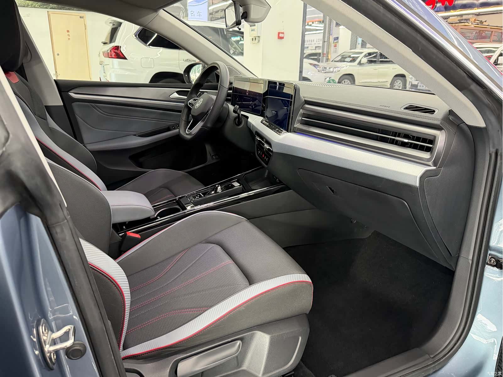 Volkswagen Lamando, 2022 10