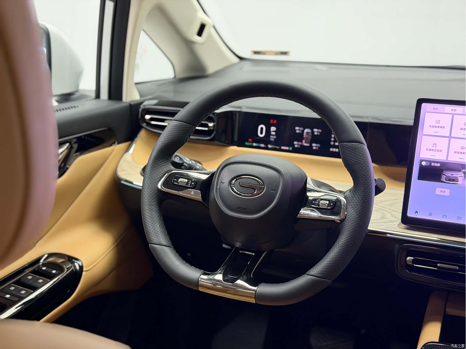 Trumpchi E8, 2025 20