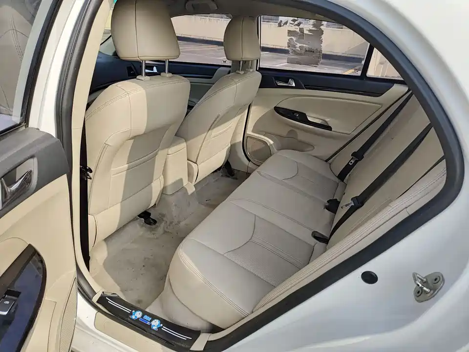 BYD e5 BYD e5