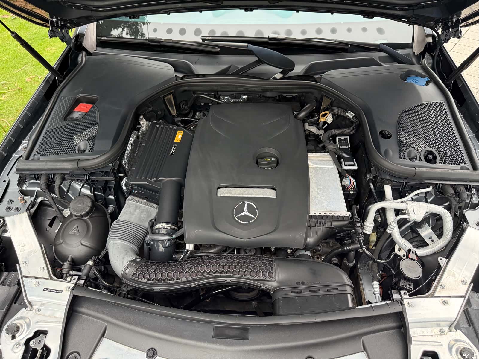 Mercedes-Benz E-Class, 2018 41