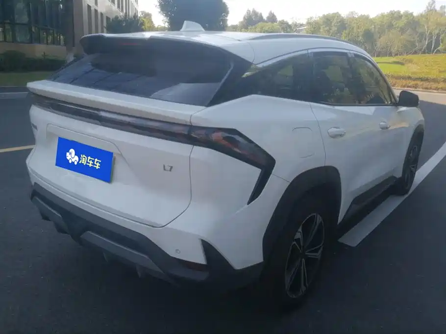 Geely Galaxy Galaxy L7