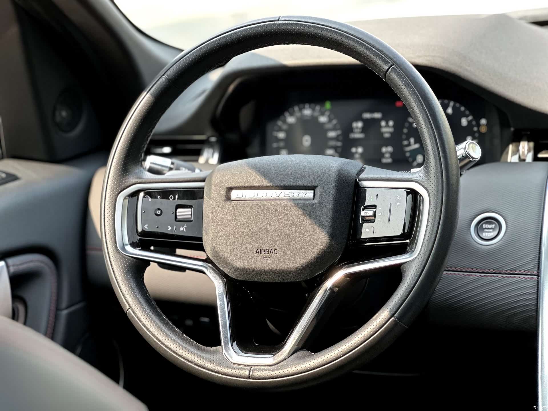 Land Rover Discovery, 2022 13