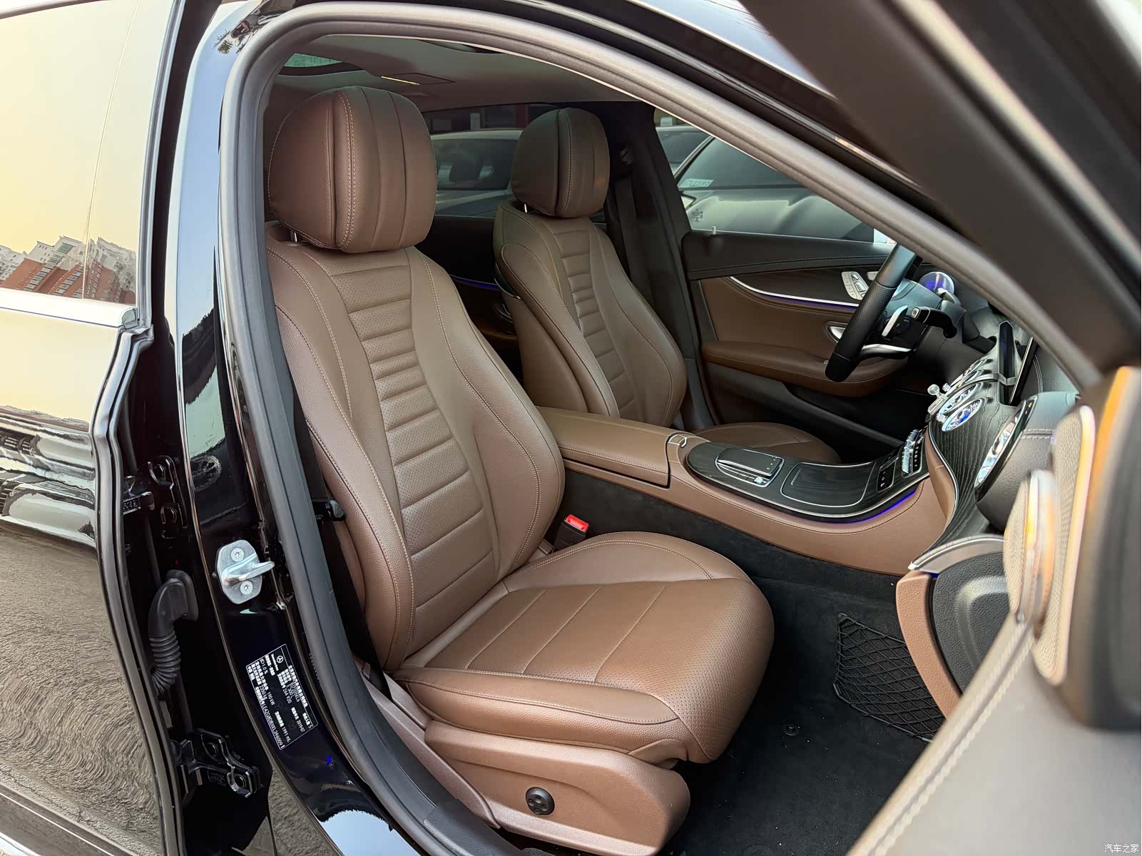 Mercedes-Benz E-Class, 2019 12