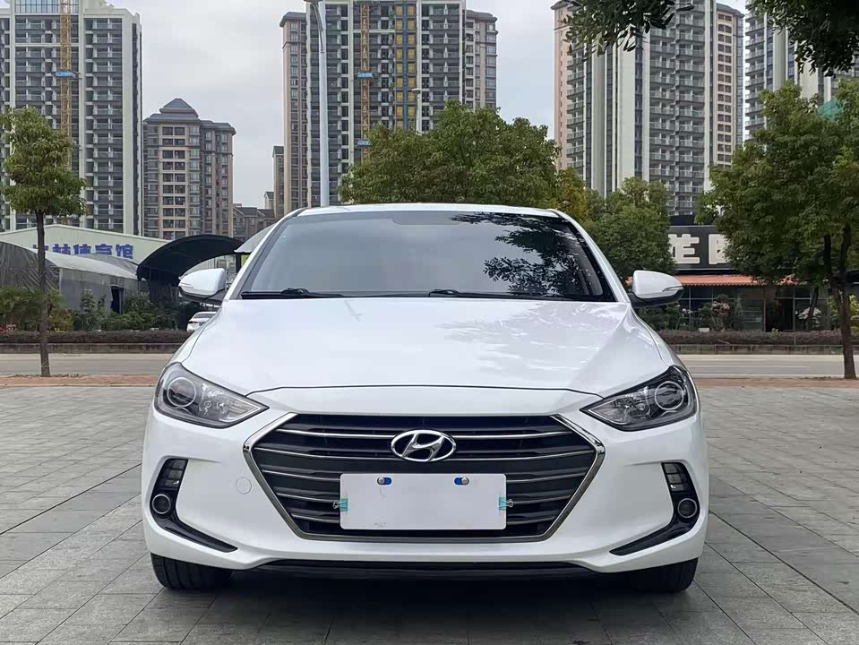 Hyundai Lead