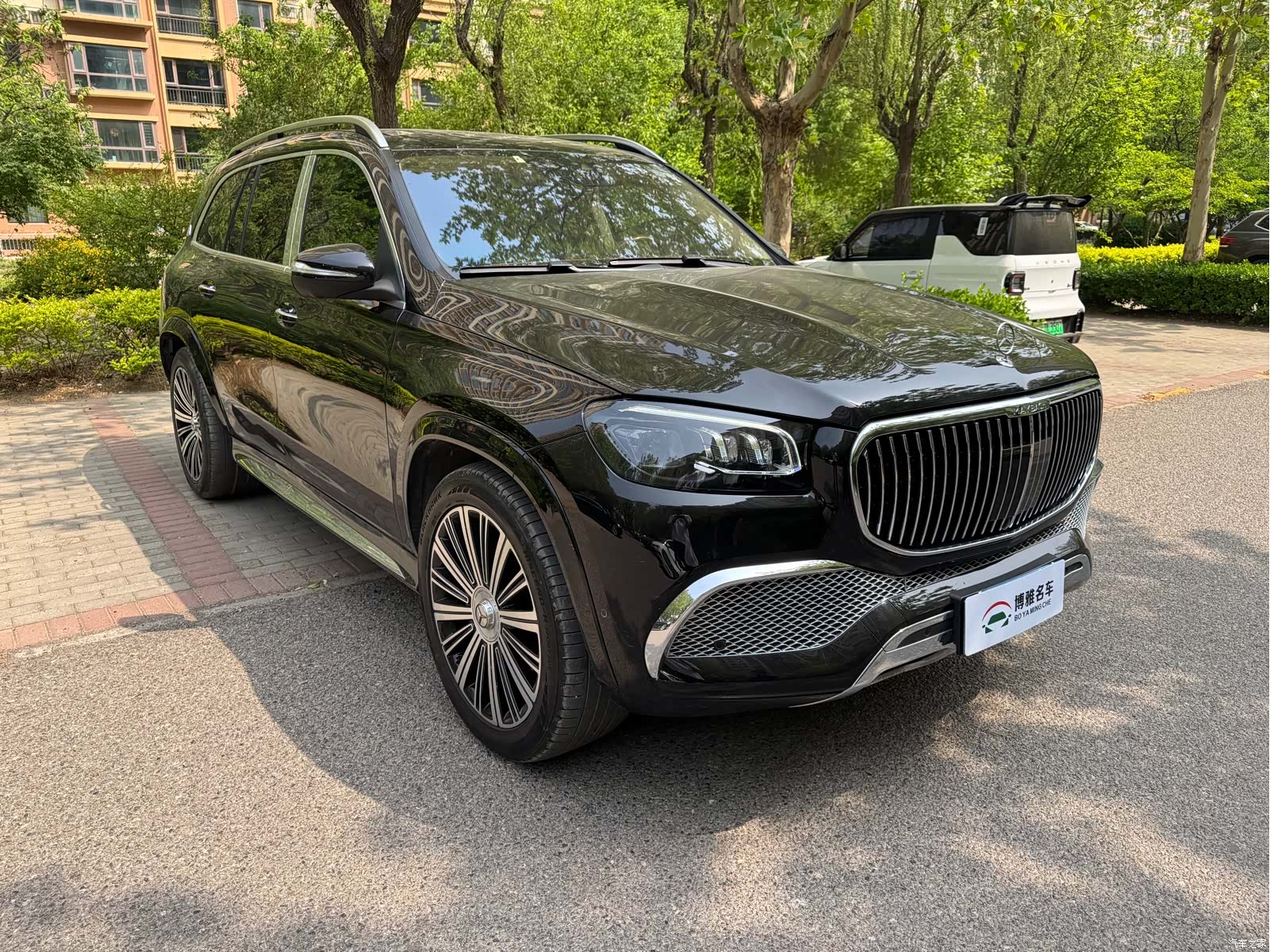 Maybach GLS, 2022 2