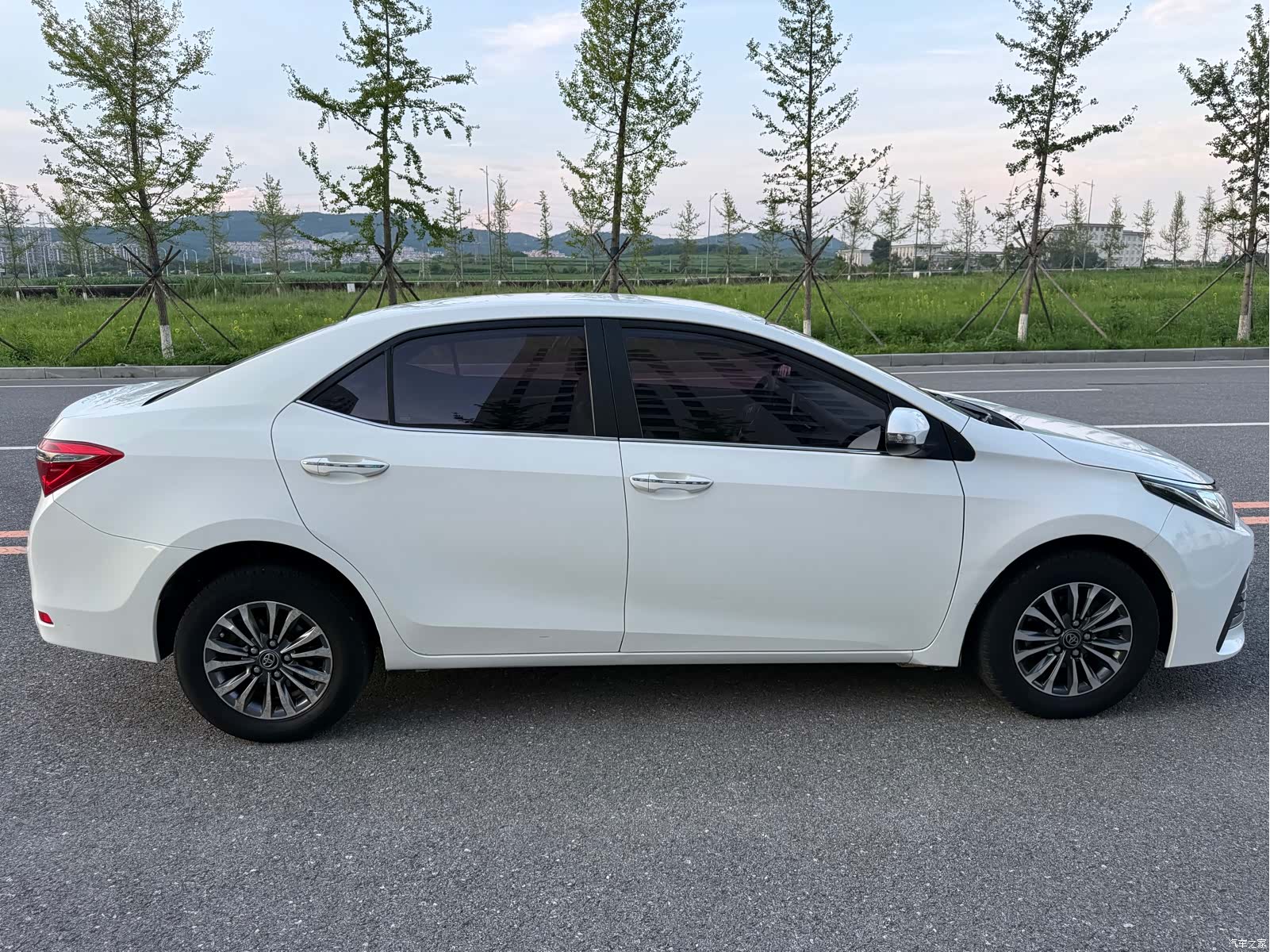 Toyota Corolla, 2018 11