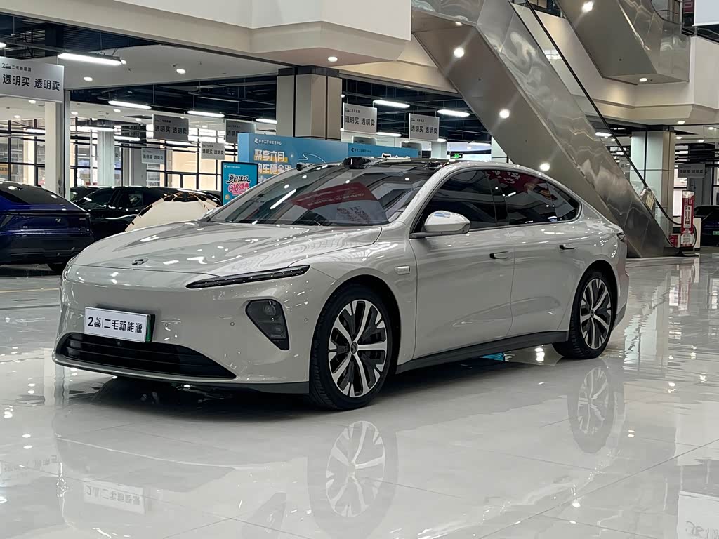 NIO ET7