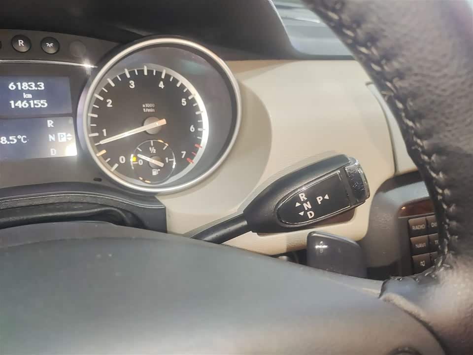 Mercedes-Benz R-class