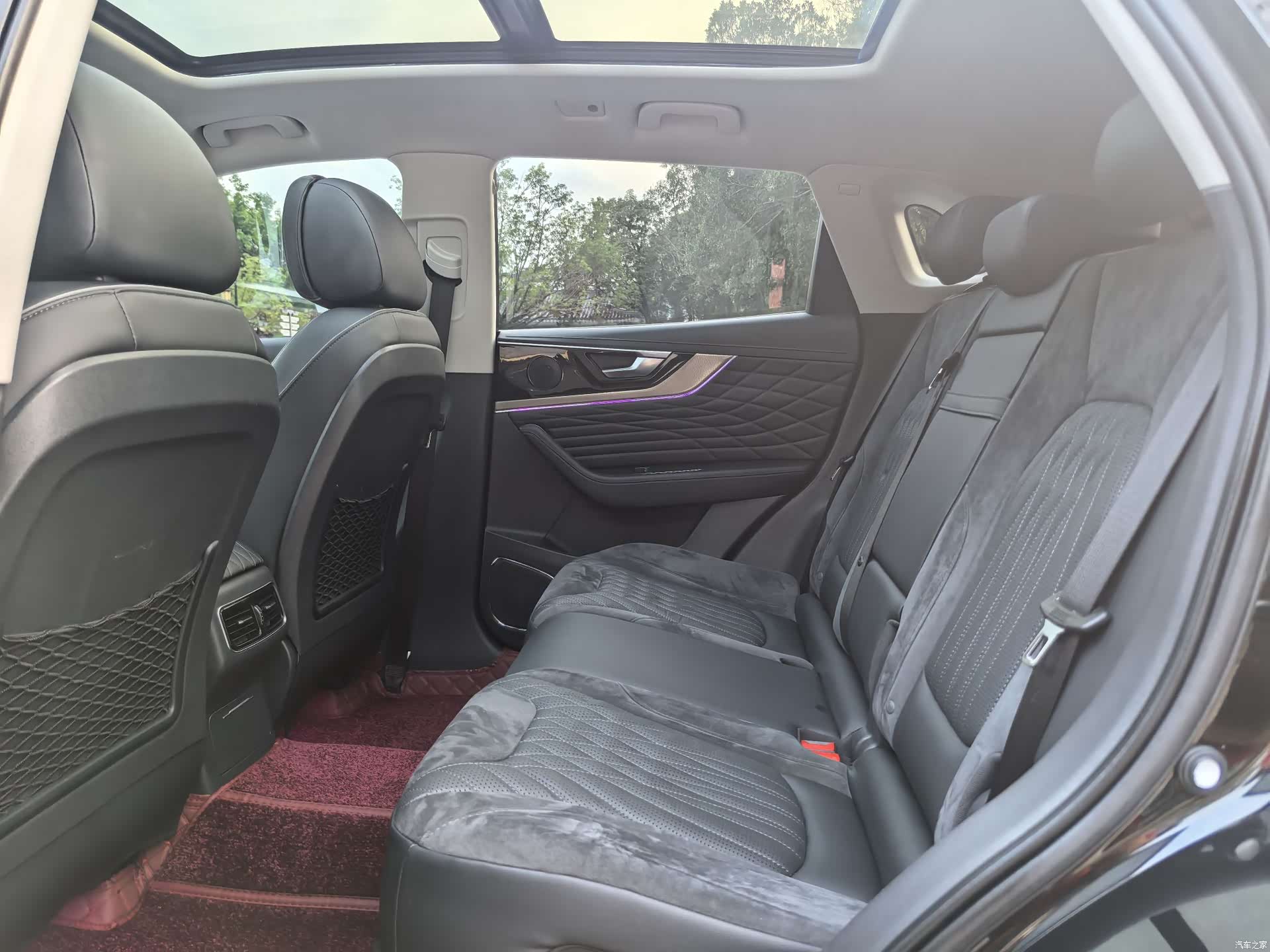 Hongqi HS5, 2022 14