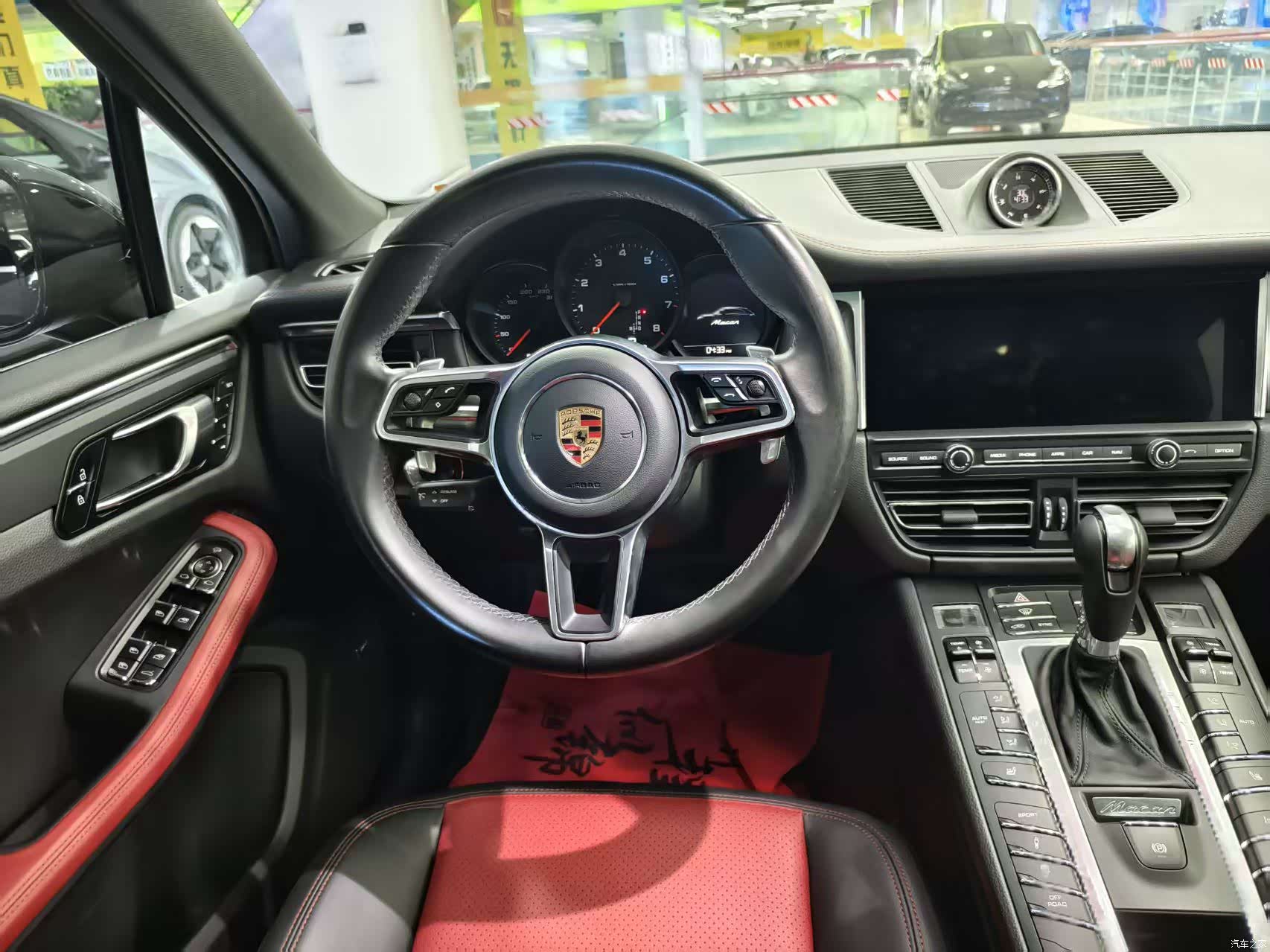 Porsche Macan, 2021 9