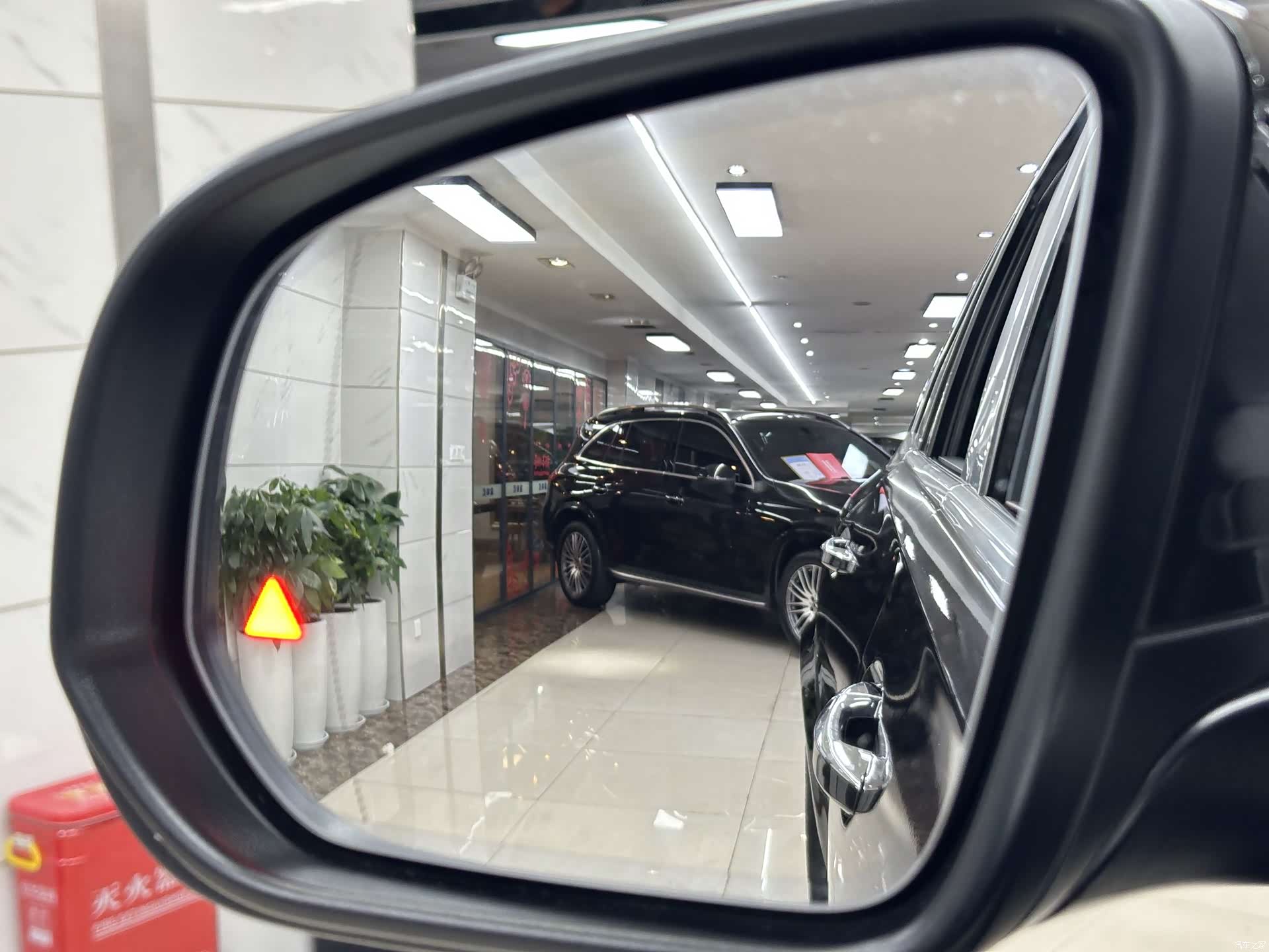 Maybach GLS, 2021 21