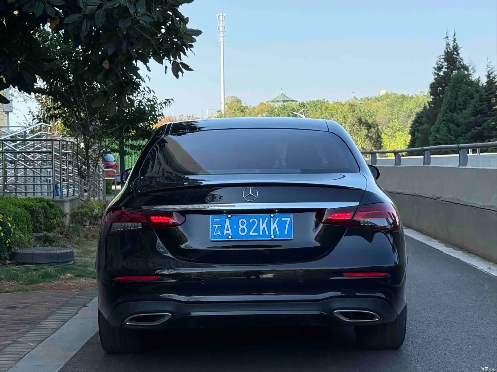 Mercedes-Benz E-Class, 2023 4