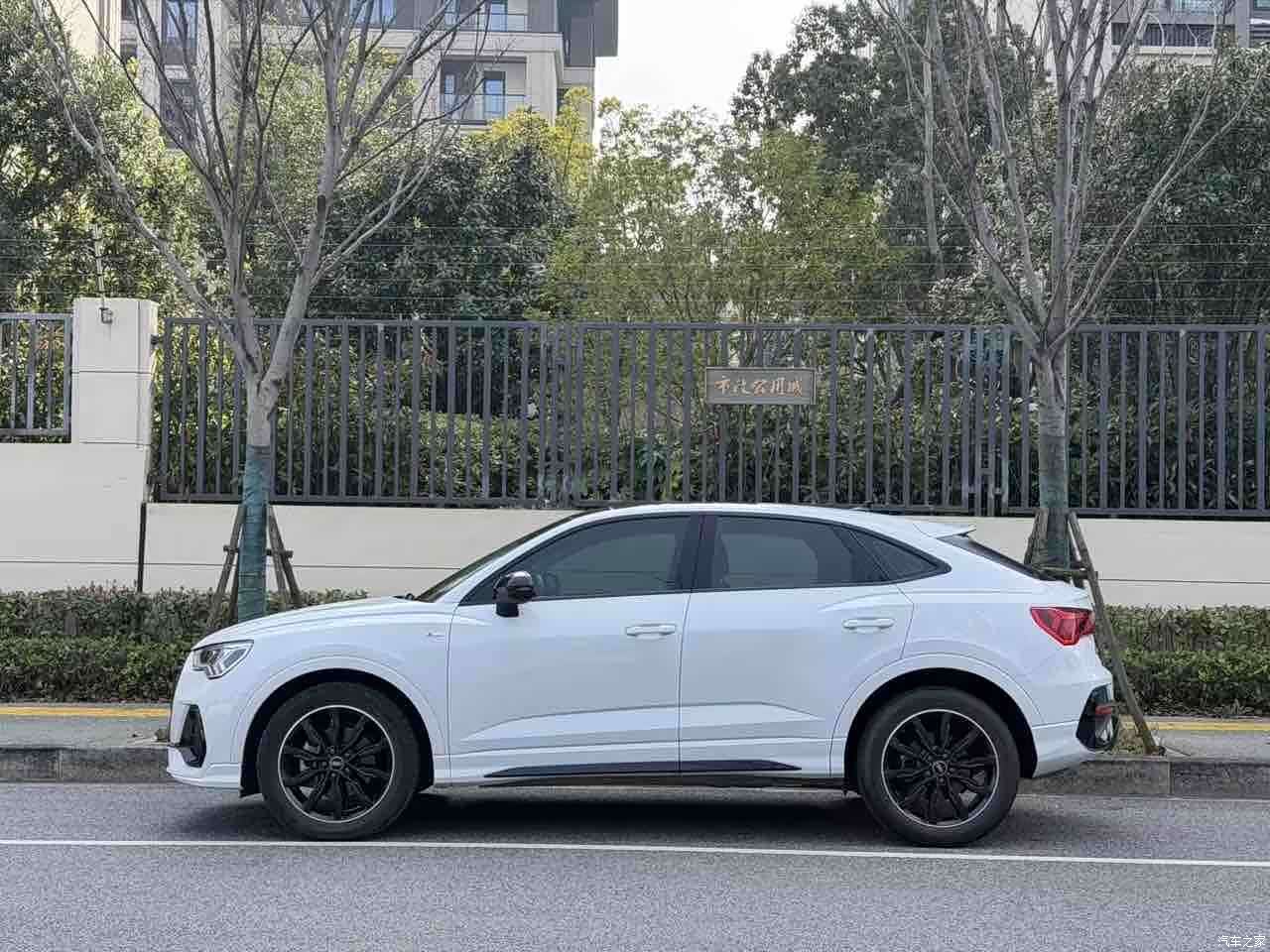 Audi Q3, 2022 3