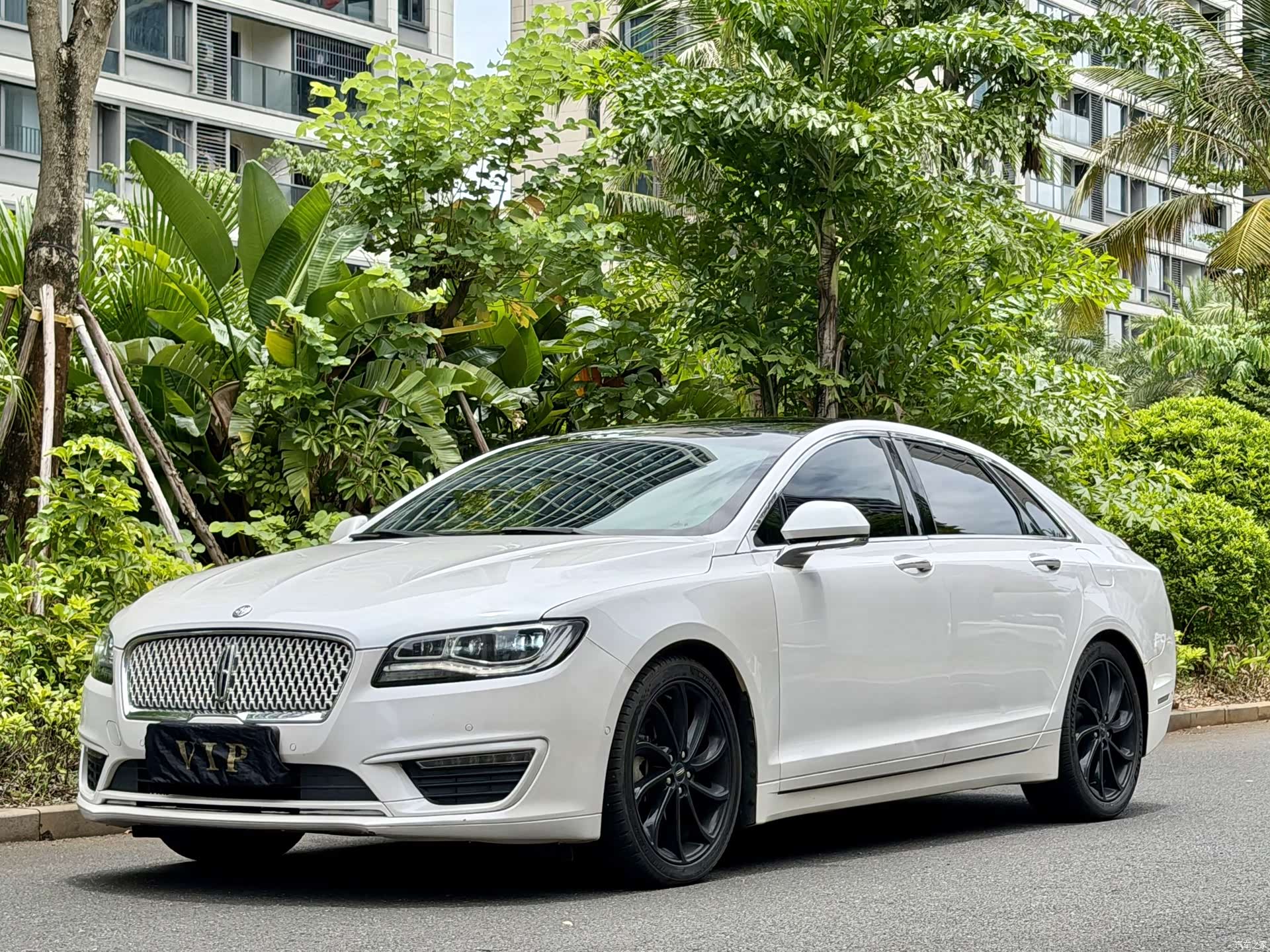 Lincoln MKZ, 2020 10