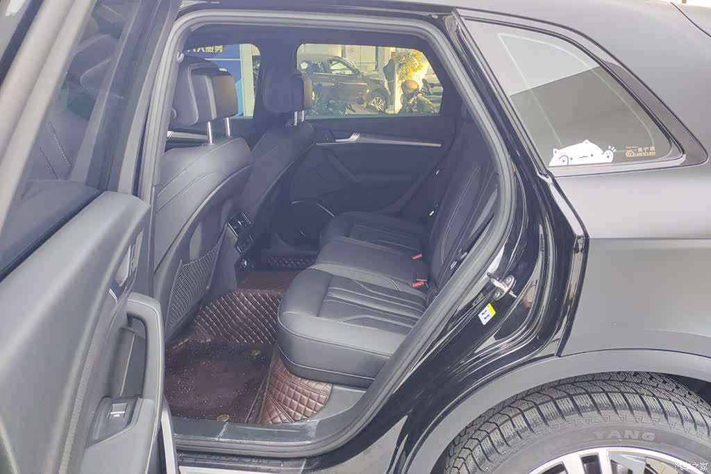Audi Q5L, 2023 11