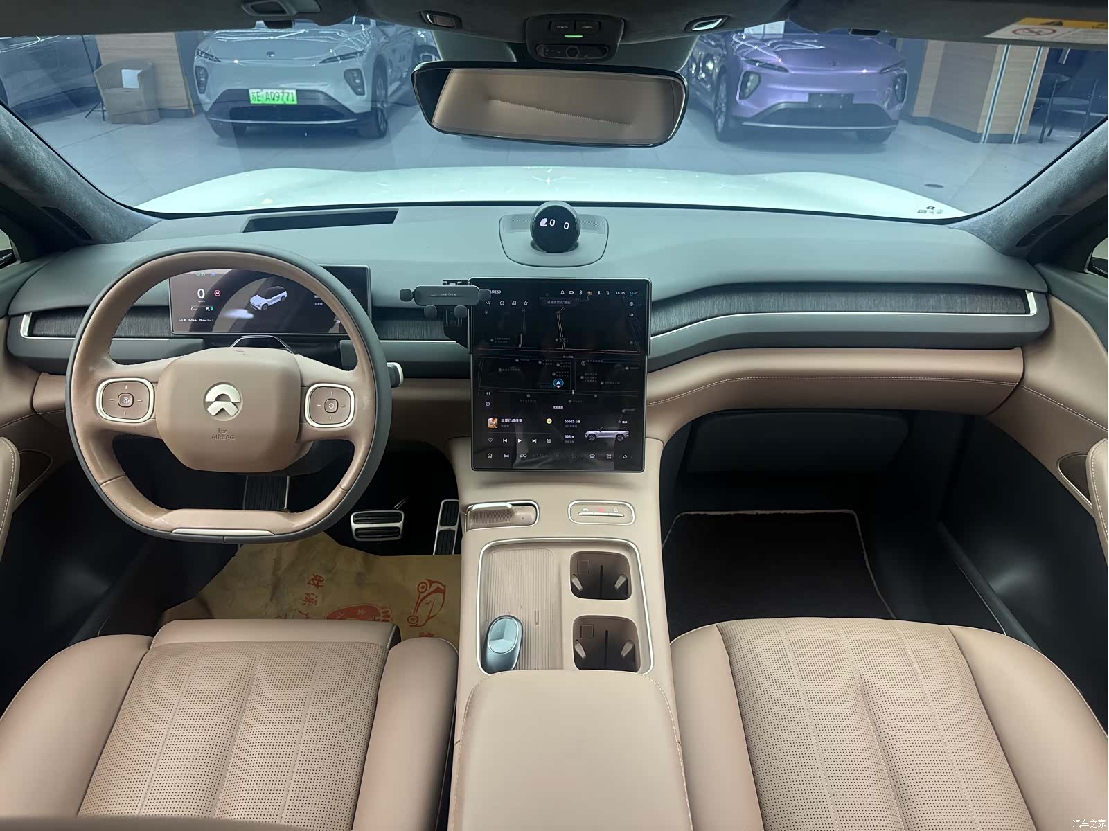 NIO ES8, 2024 7