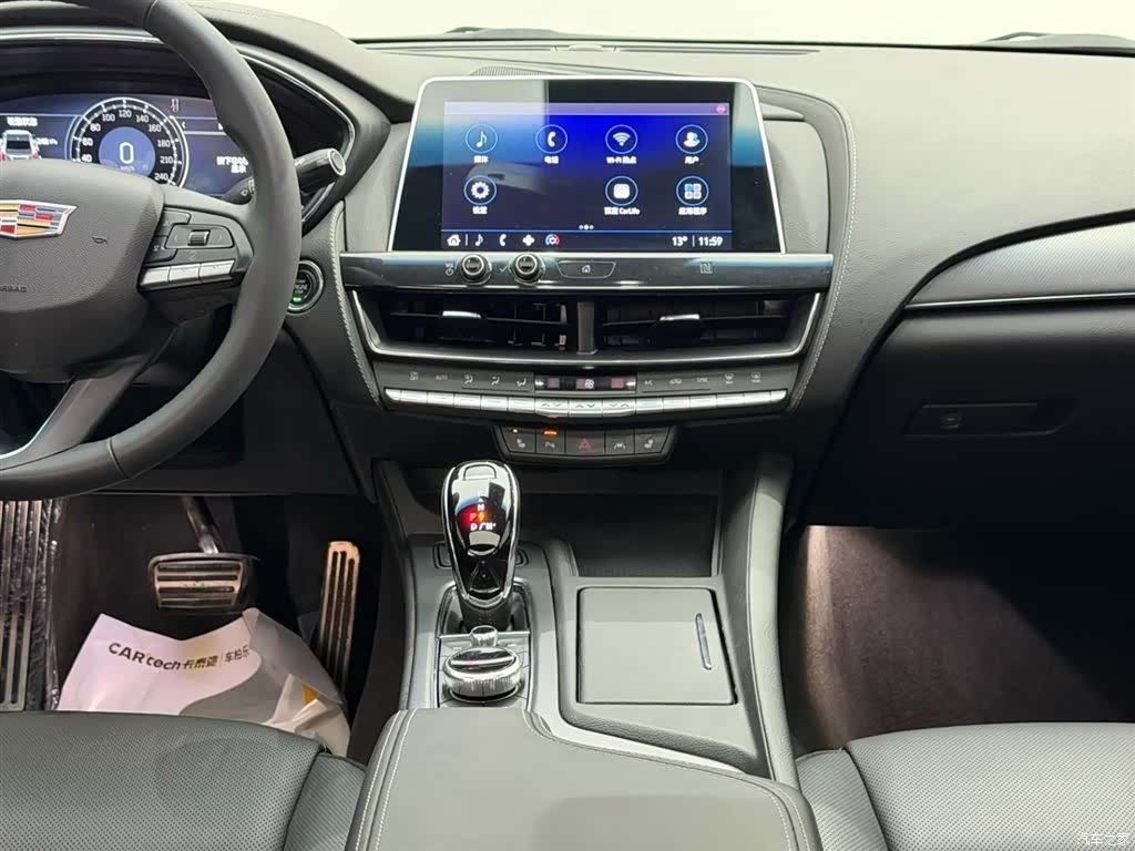 Cadillac CT5, 2022 25