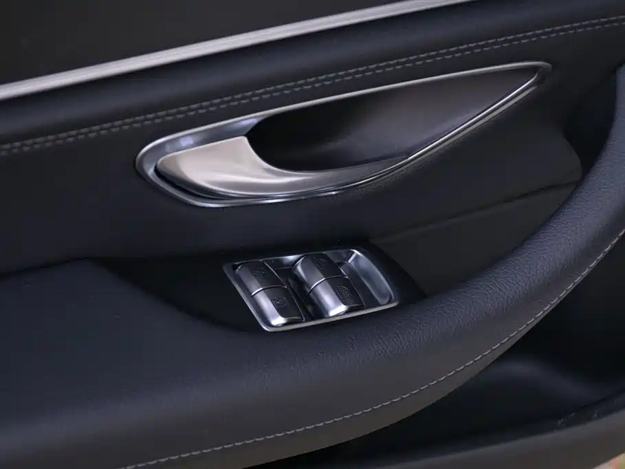 Mercedes-Benz E-class Mercedes-Benz E-class