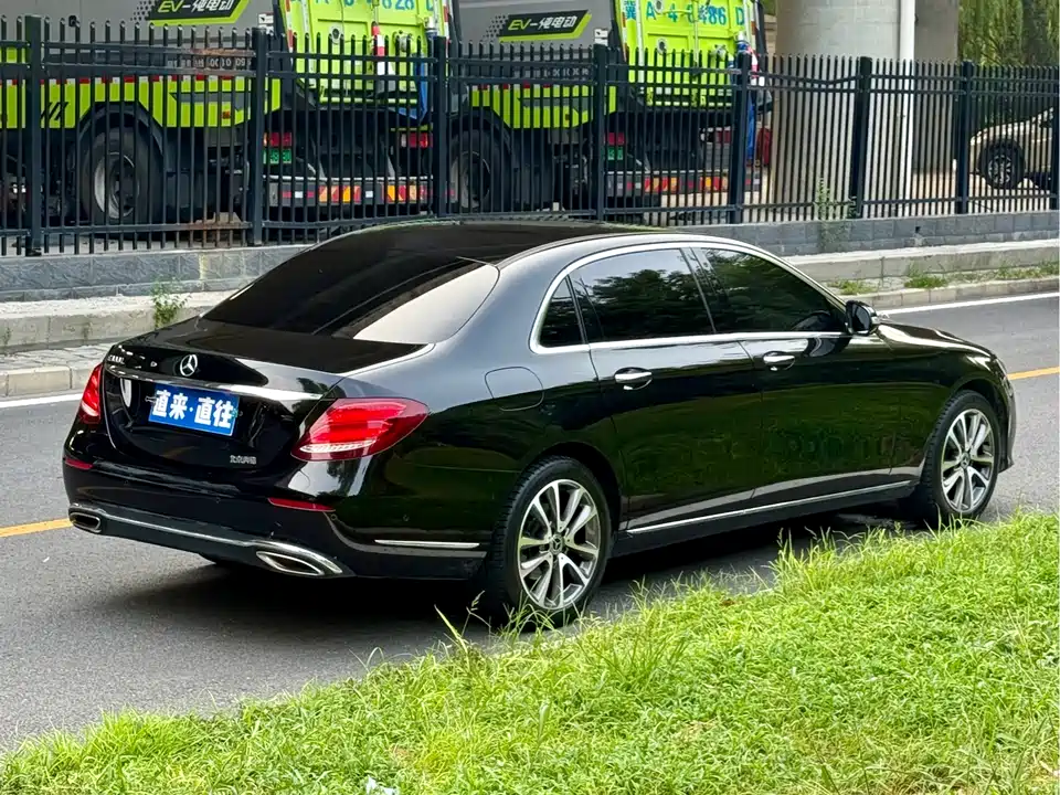 Mercedes-Benz E-class Mercedes-Benz E-class