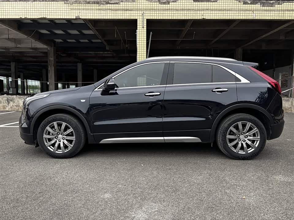 Cadillac XT4