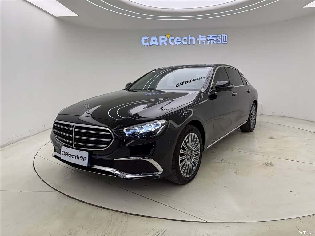Mercedes-Benz E-Class, 2022 10