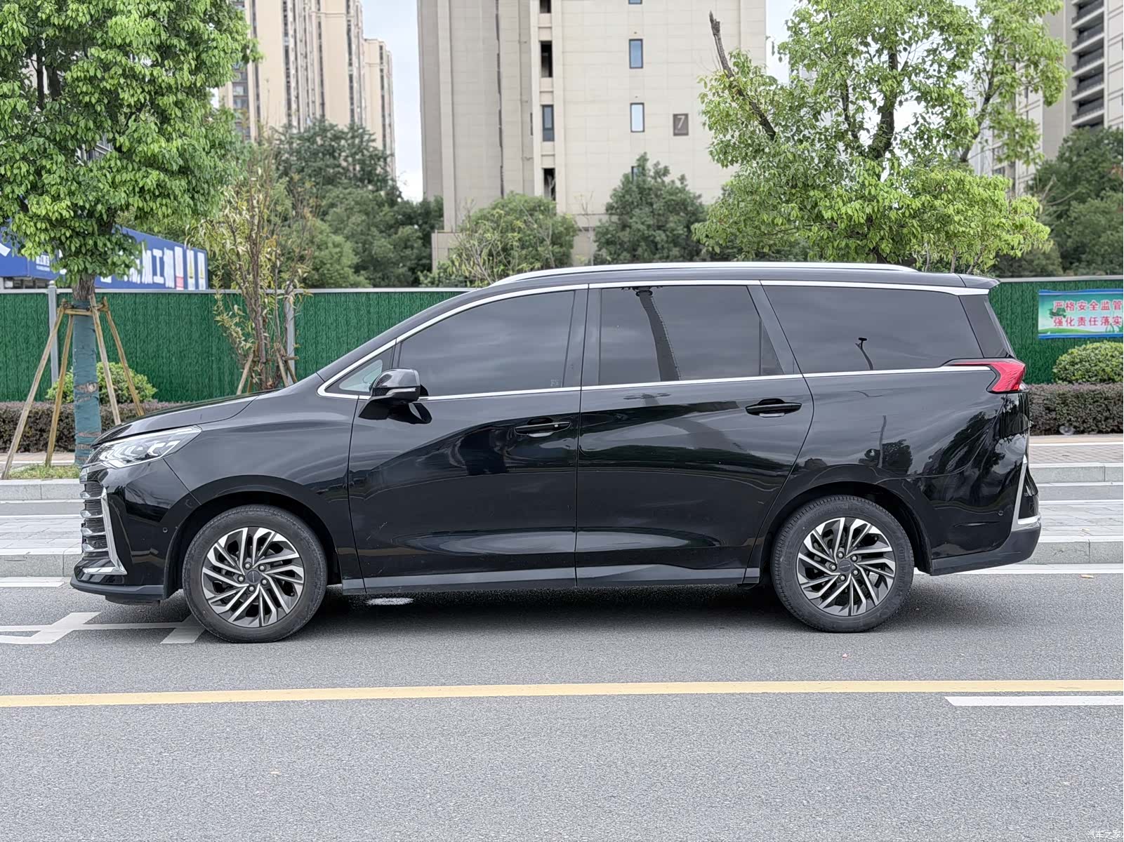 Maxus G50, 2022 4