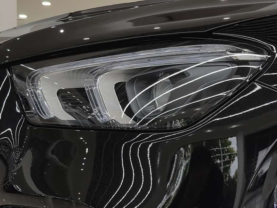 Mercedes-Benz GLE Mercedes-Benz GLE