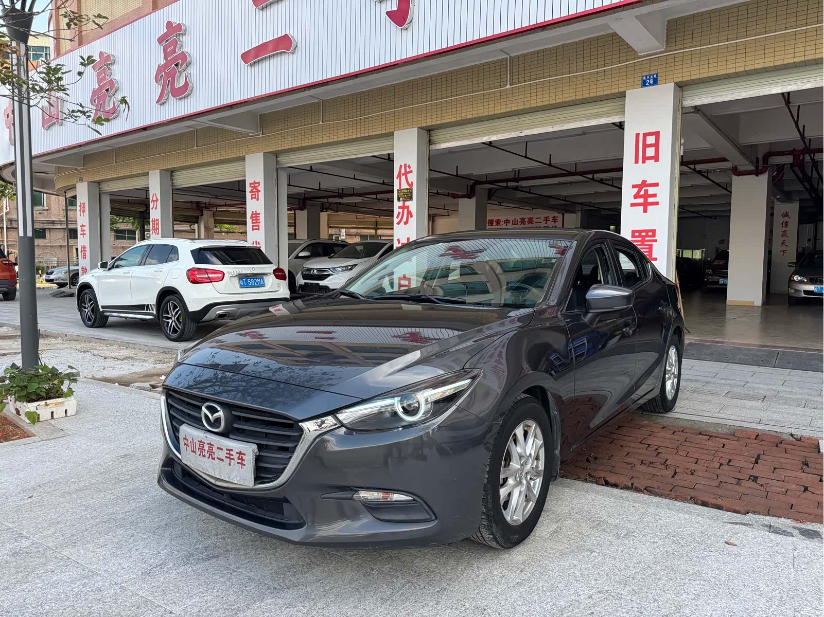Mazda Mazda3, 2019 2