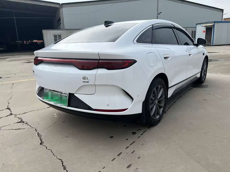 BYD Qin L