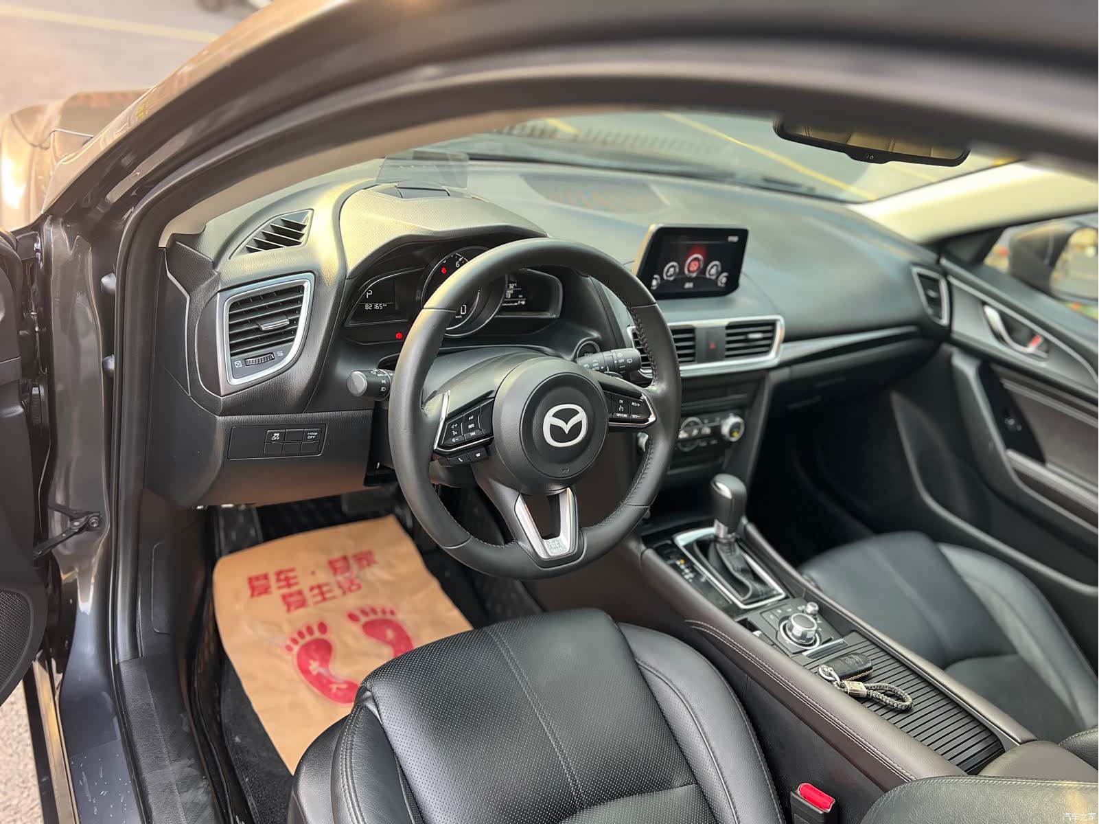 Mazda Mazda3, 2018 все фото