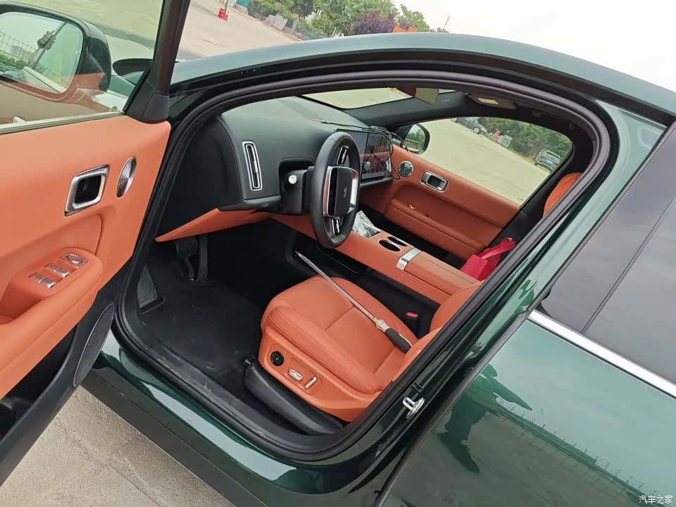 Li Auto L6, 2025 все фото
