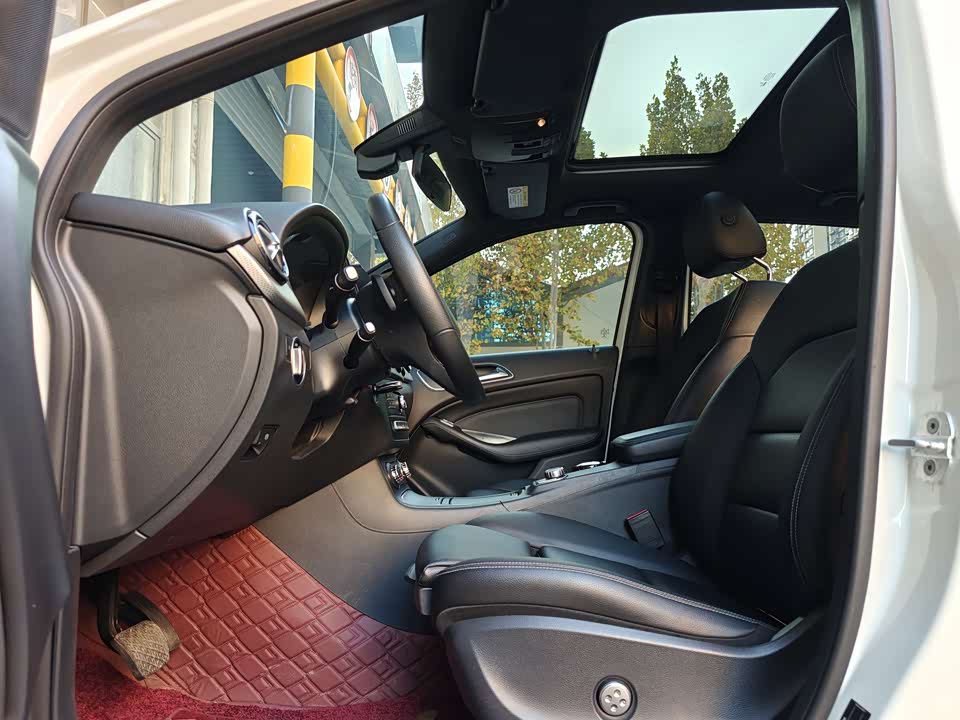 Mercedes-Benz Class B