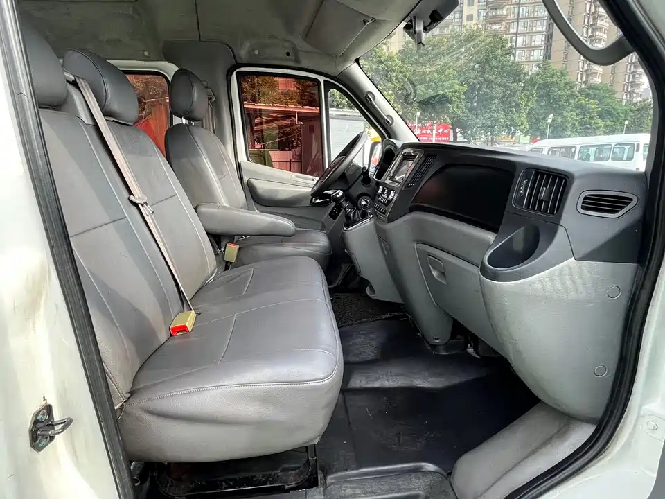 Foton Tuano Foton Tuano