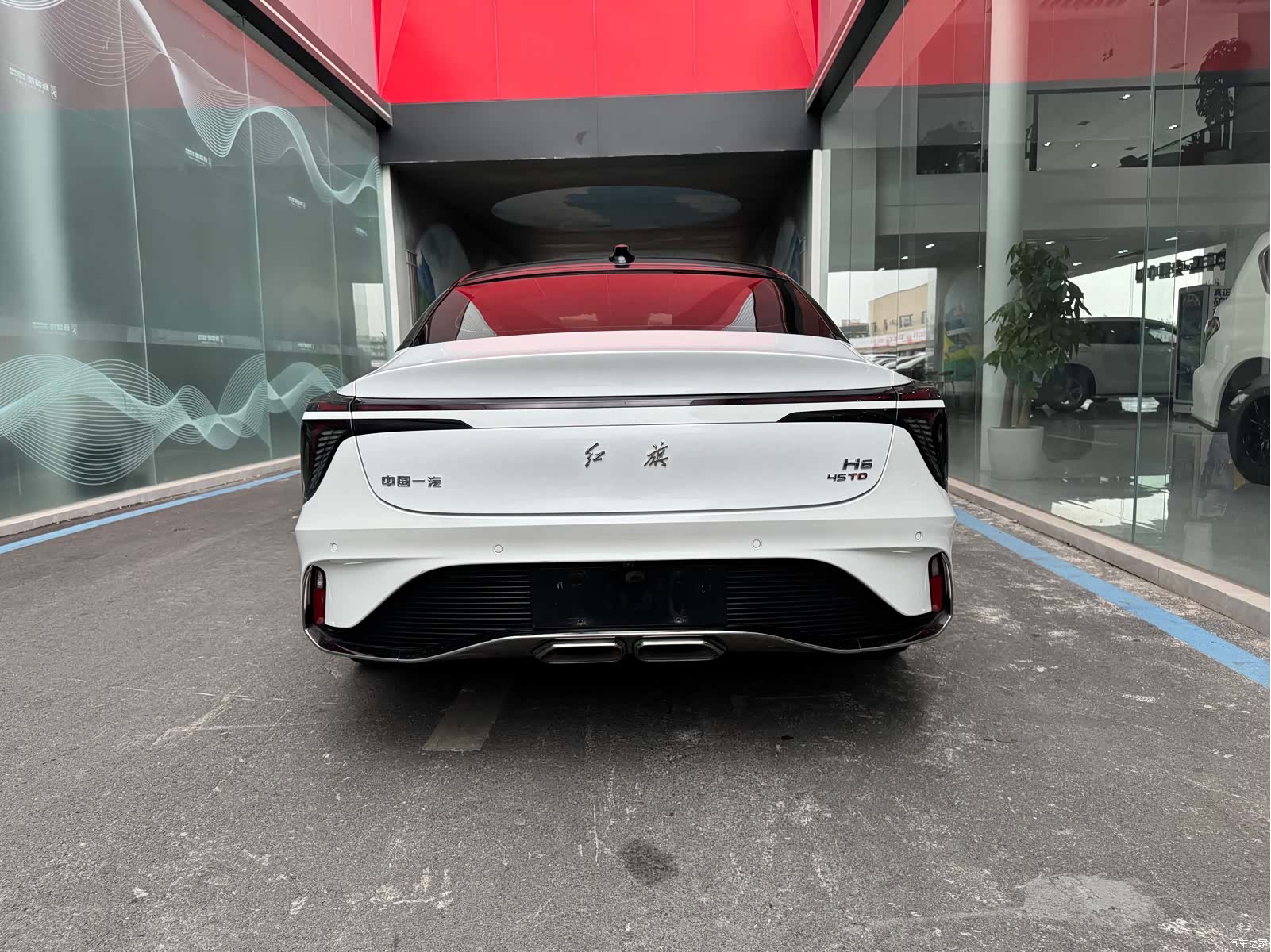 Hongqi H6, 2023 11