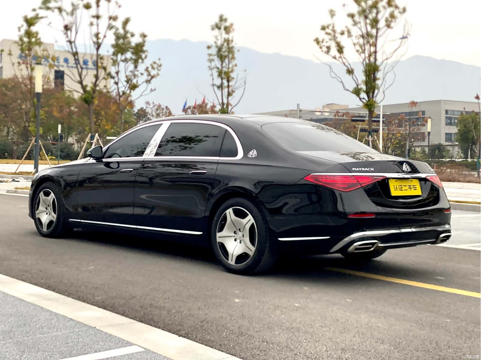 Maybach S-Class, 2023 4