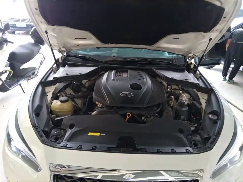 Infiniti Q50L Infiniti Q50L