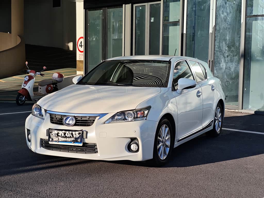 Lexus CT