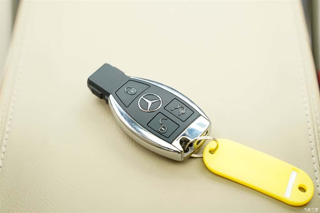 Mercedes-Benz M-Class, 2012 23