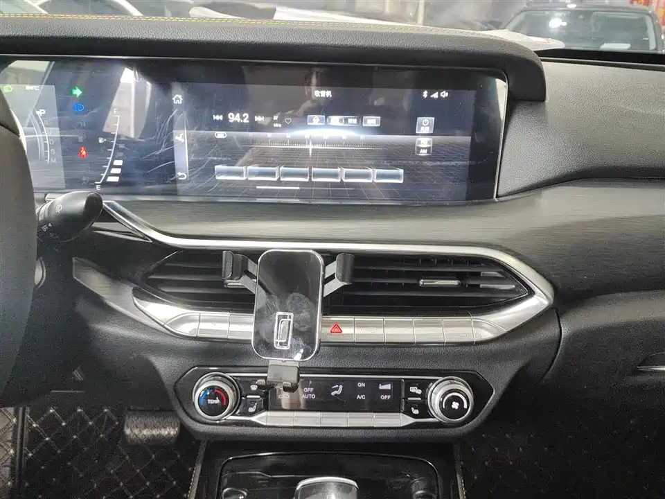Besturn T77 Besturn T77