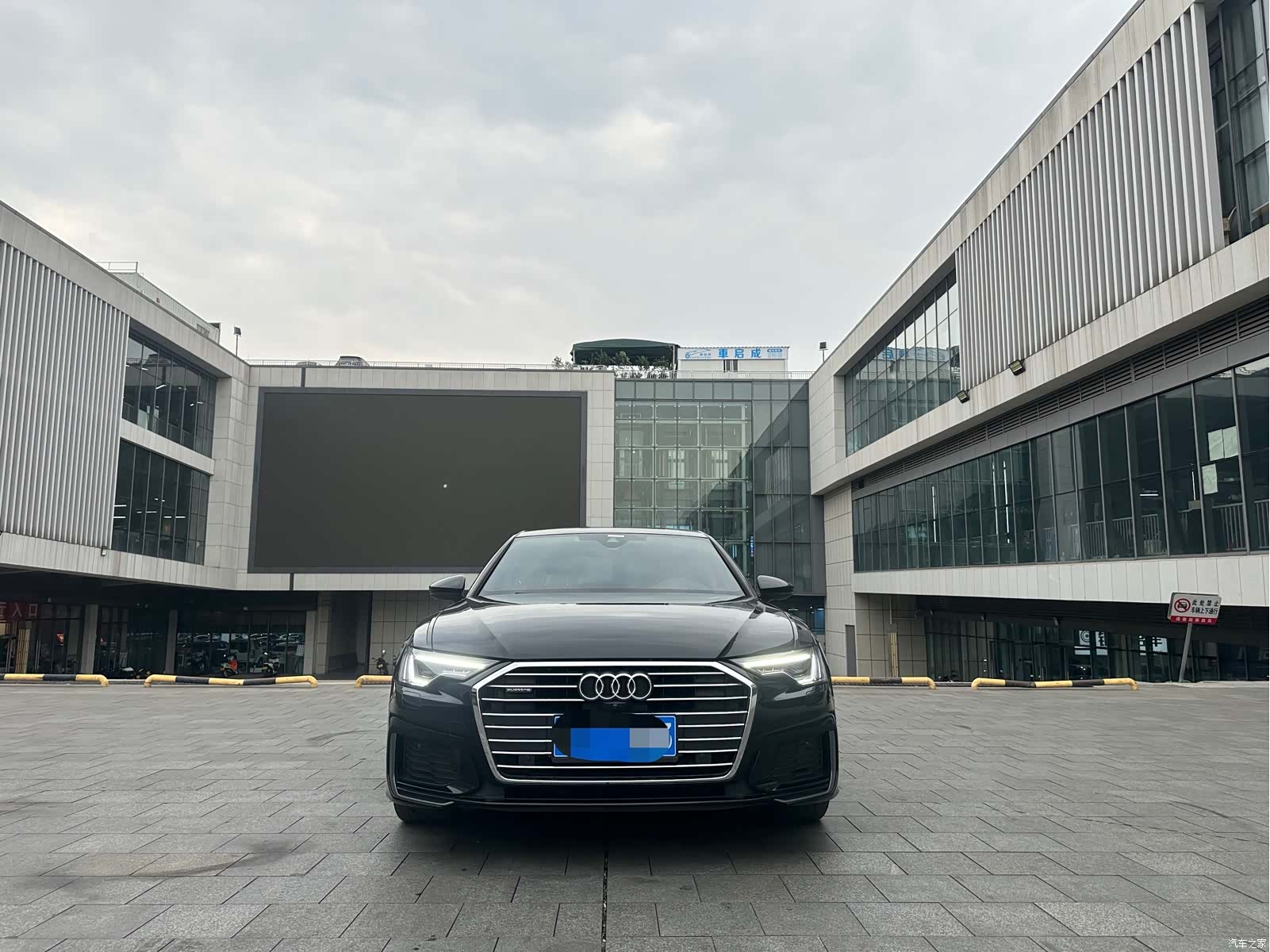 Audi A6L, 2022 2