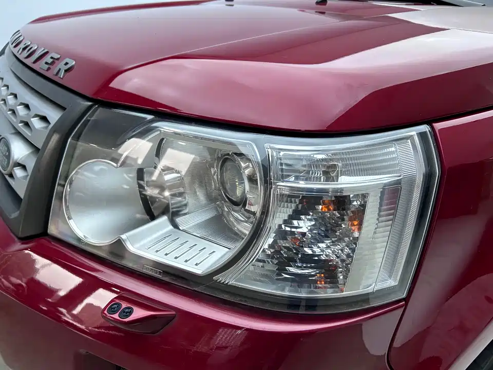 Land Rover Freelander 2