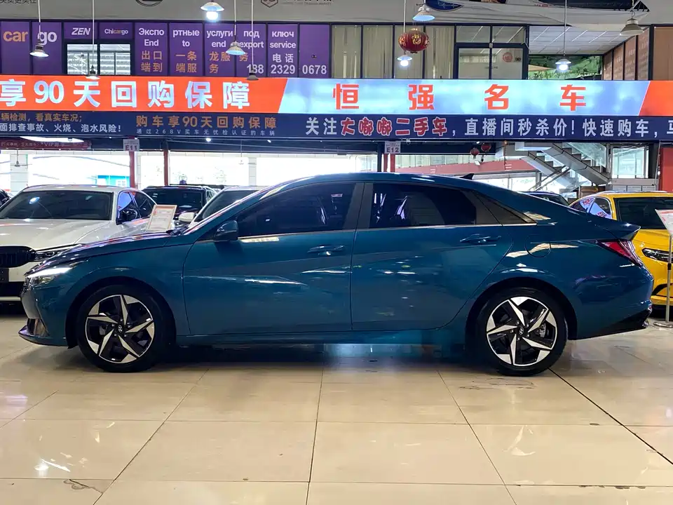 Hyundai Elantra