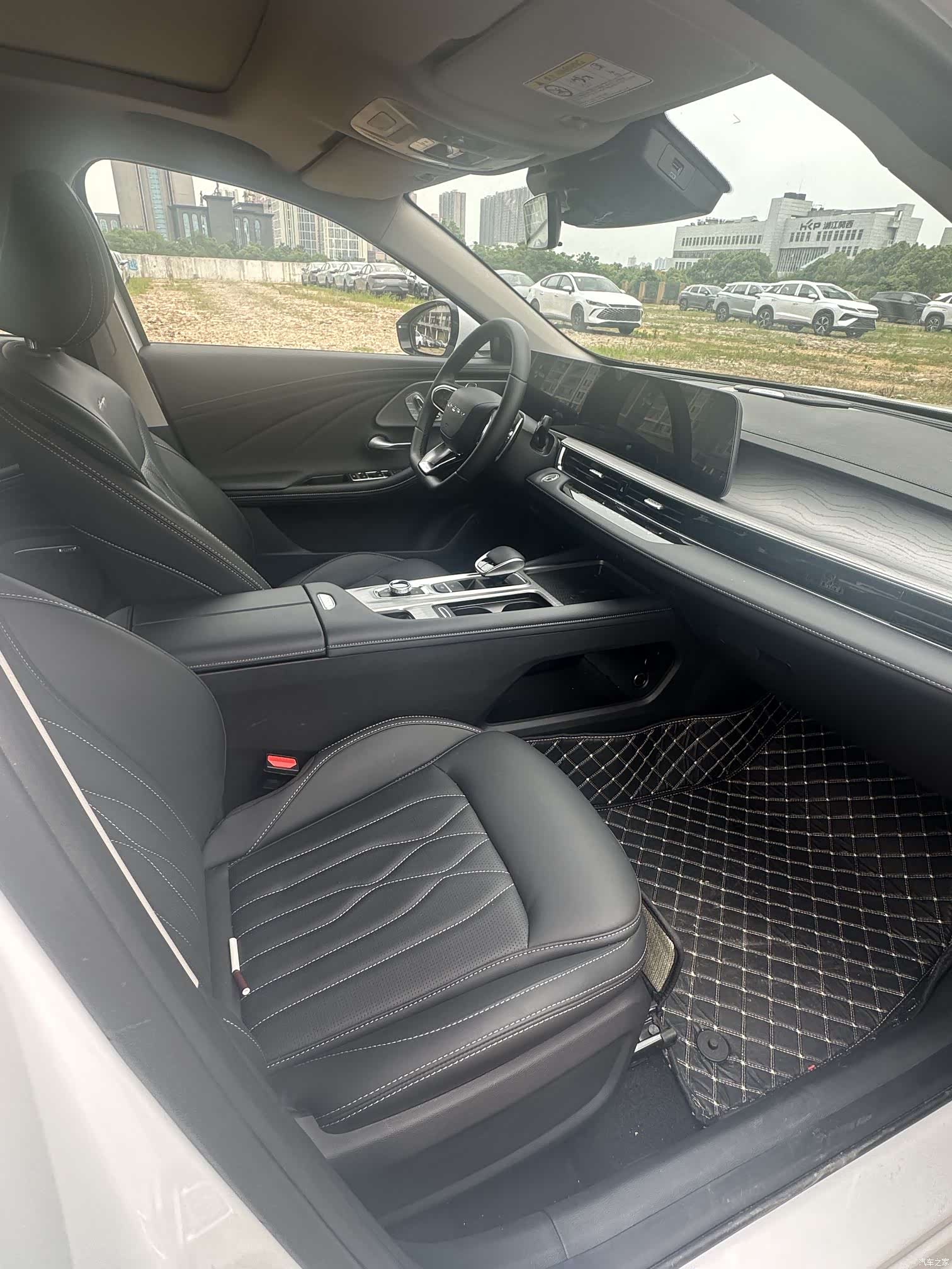 Chery Arrizo 8, 2024 9