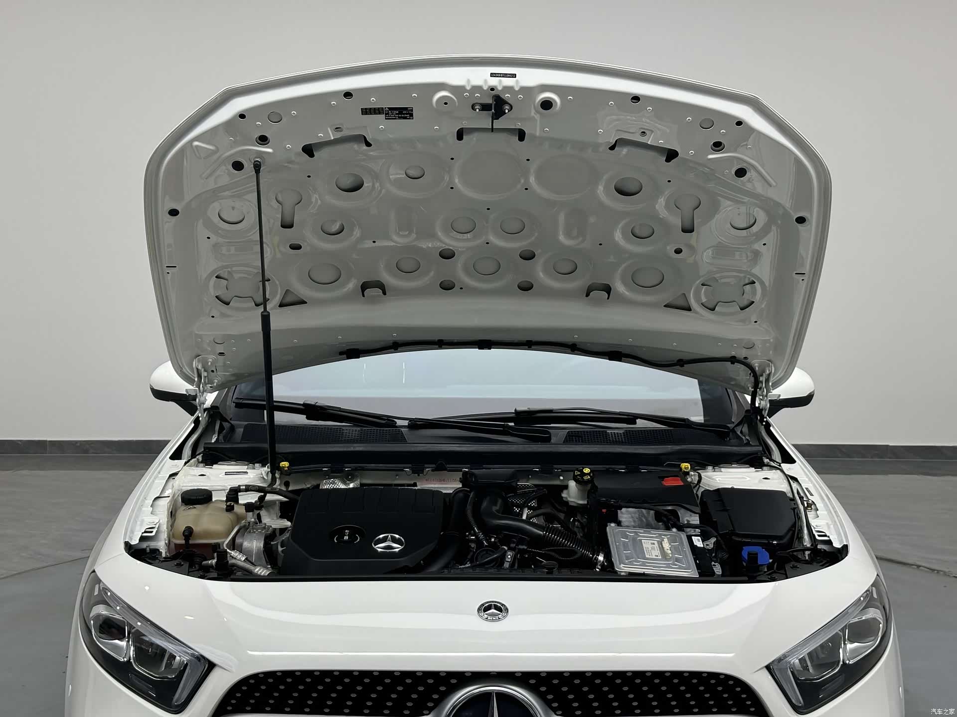 Mercedes-Benz A-Class, 2020 26