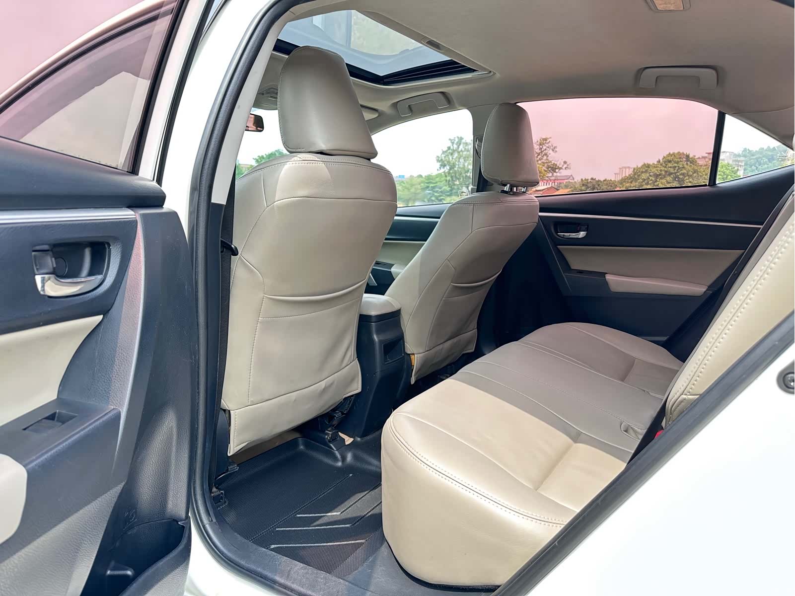 Toyota Corolla, 2017 10