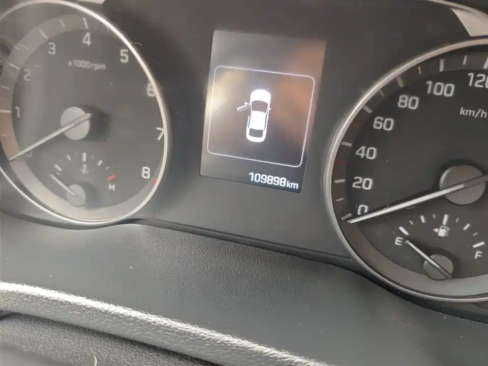 Hyundai Lead
