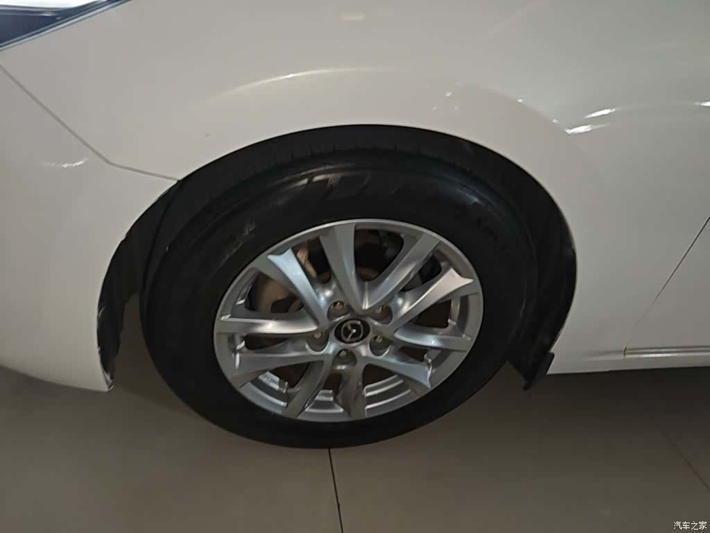 Mazda Mazda3, 2017 23