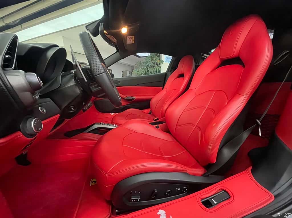 Ferrari 488, 2016 11